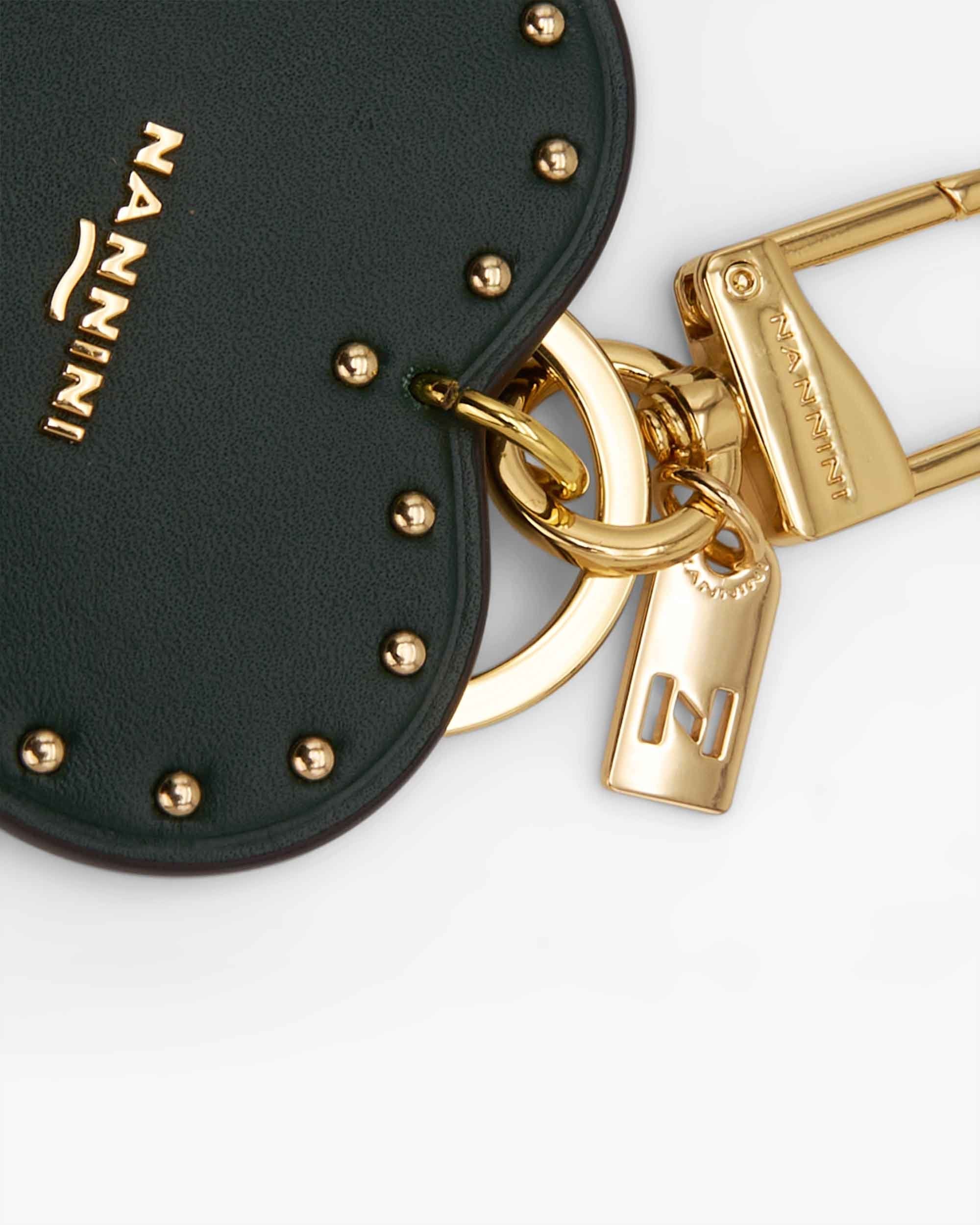 00003_129_2|9bd6d879870987fe575110867f376e89