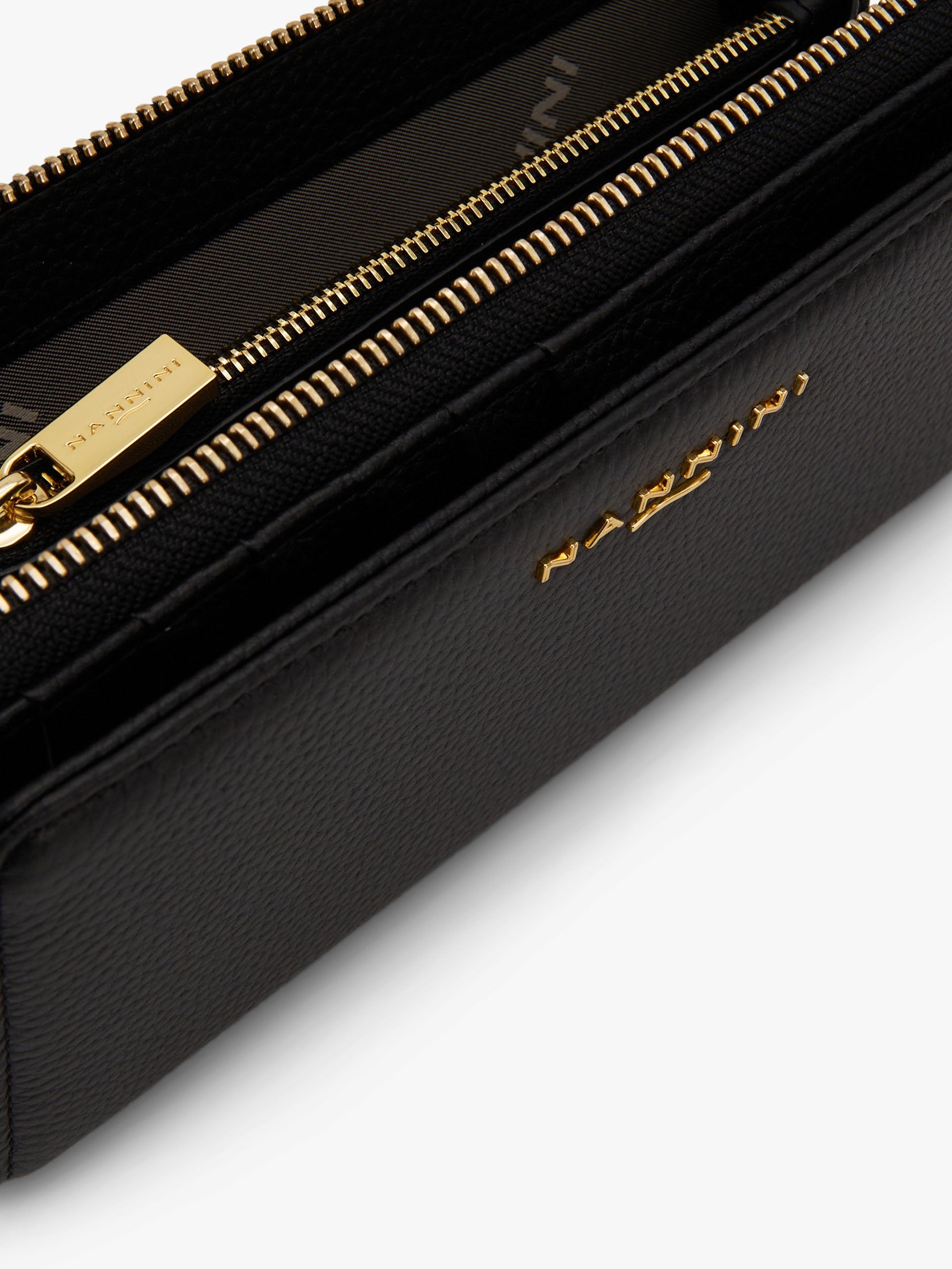 00015_24_4|1692dc75abab7185e445074d38858e36