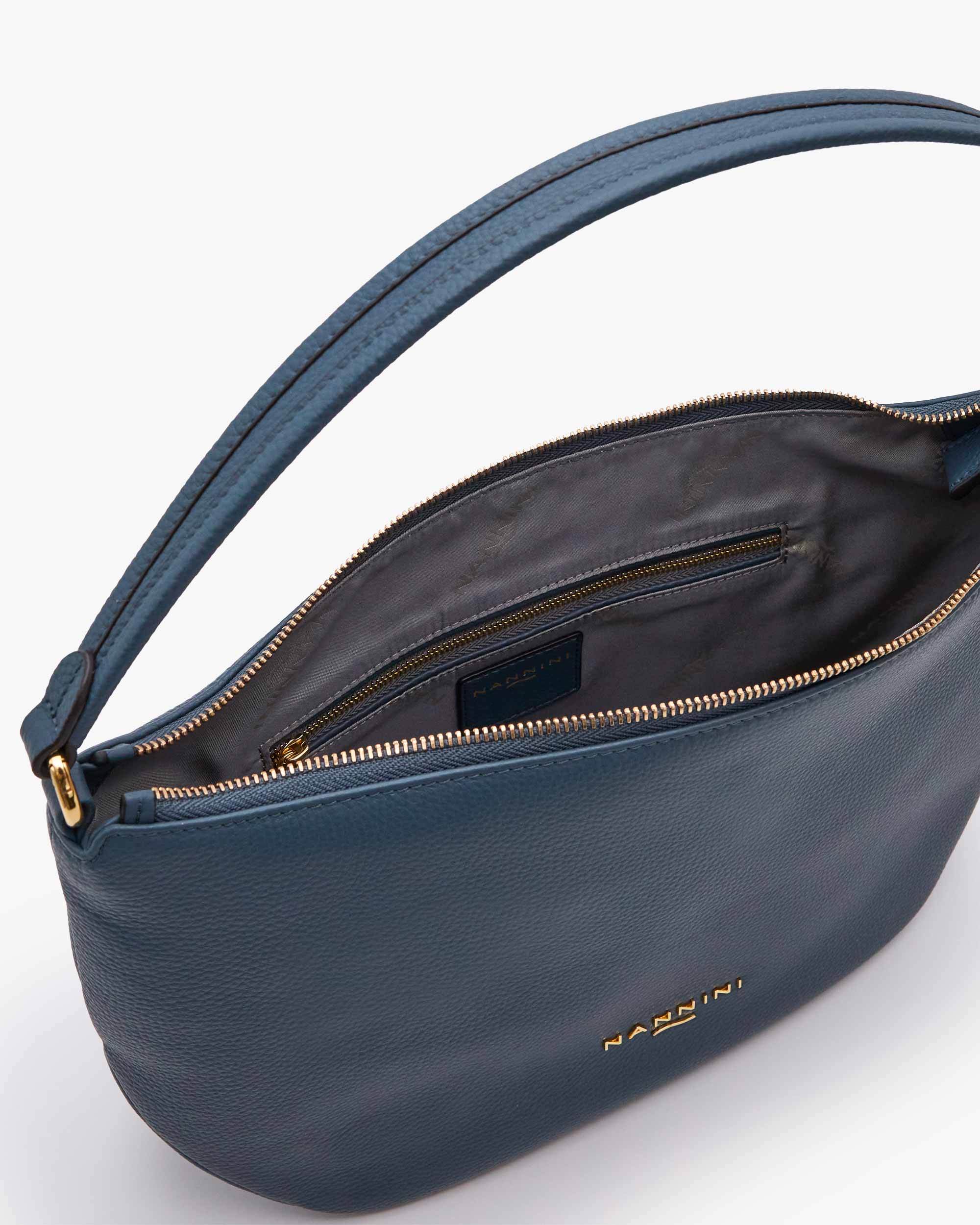 00025_21_5|9800b87d8d5d496e1c1251a8a75562fd