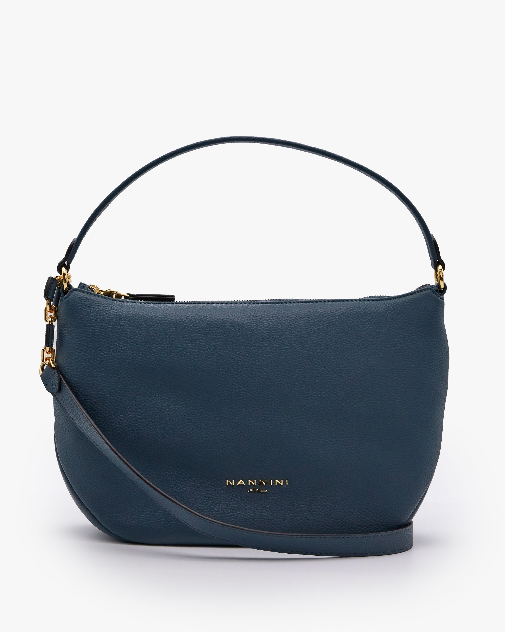 00025_21|8202cd320fd8e0ff58d3a10911fadcc6