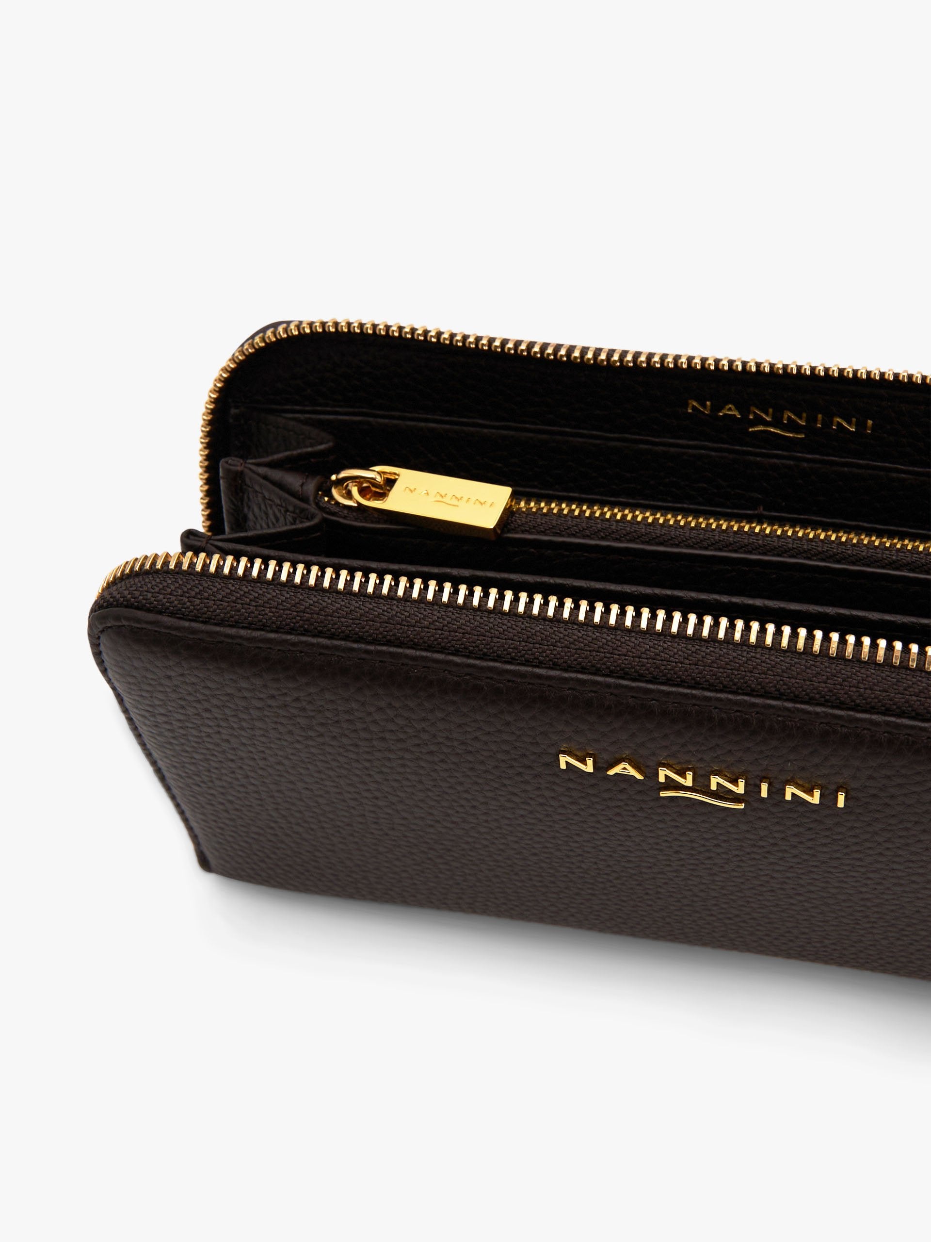 00031_131_4|f74634aa0a92aa25cded6a202a9d60bd