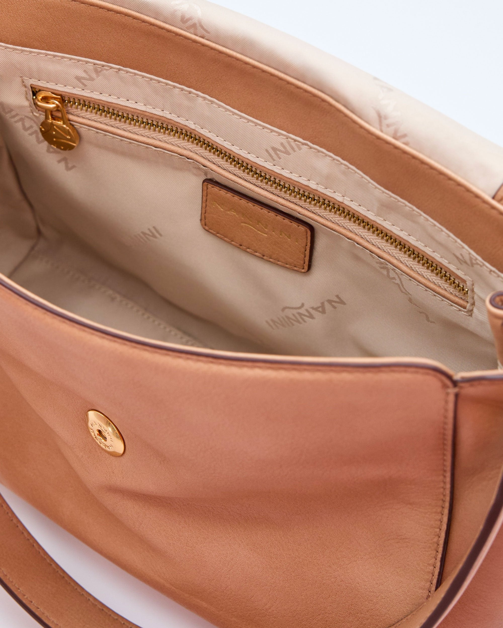 00051_141_5|6ec4e61350b8273601bb1d78f61637bf