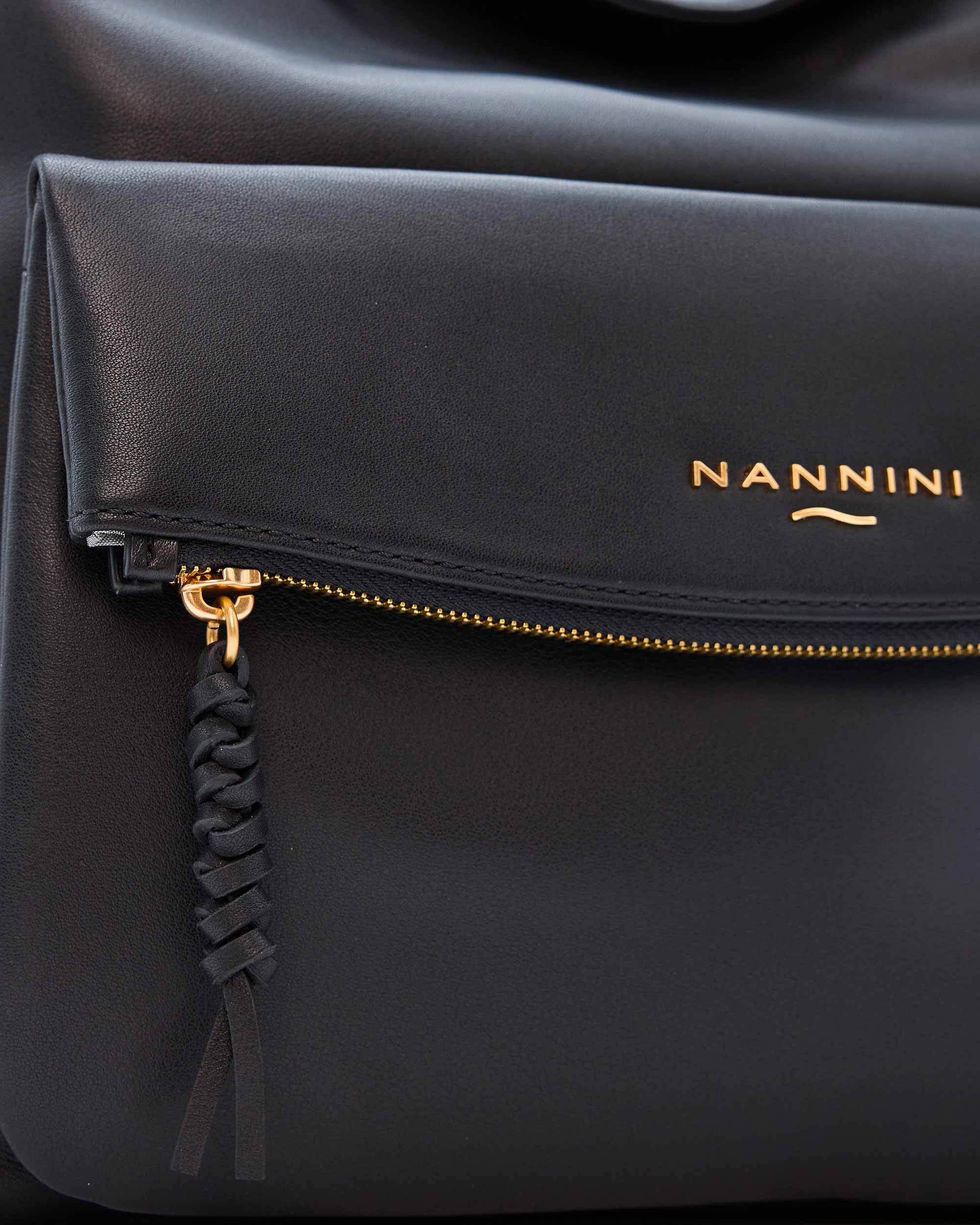 00052_24_4|88fed2e3582a641ef1ea686dbe200925