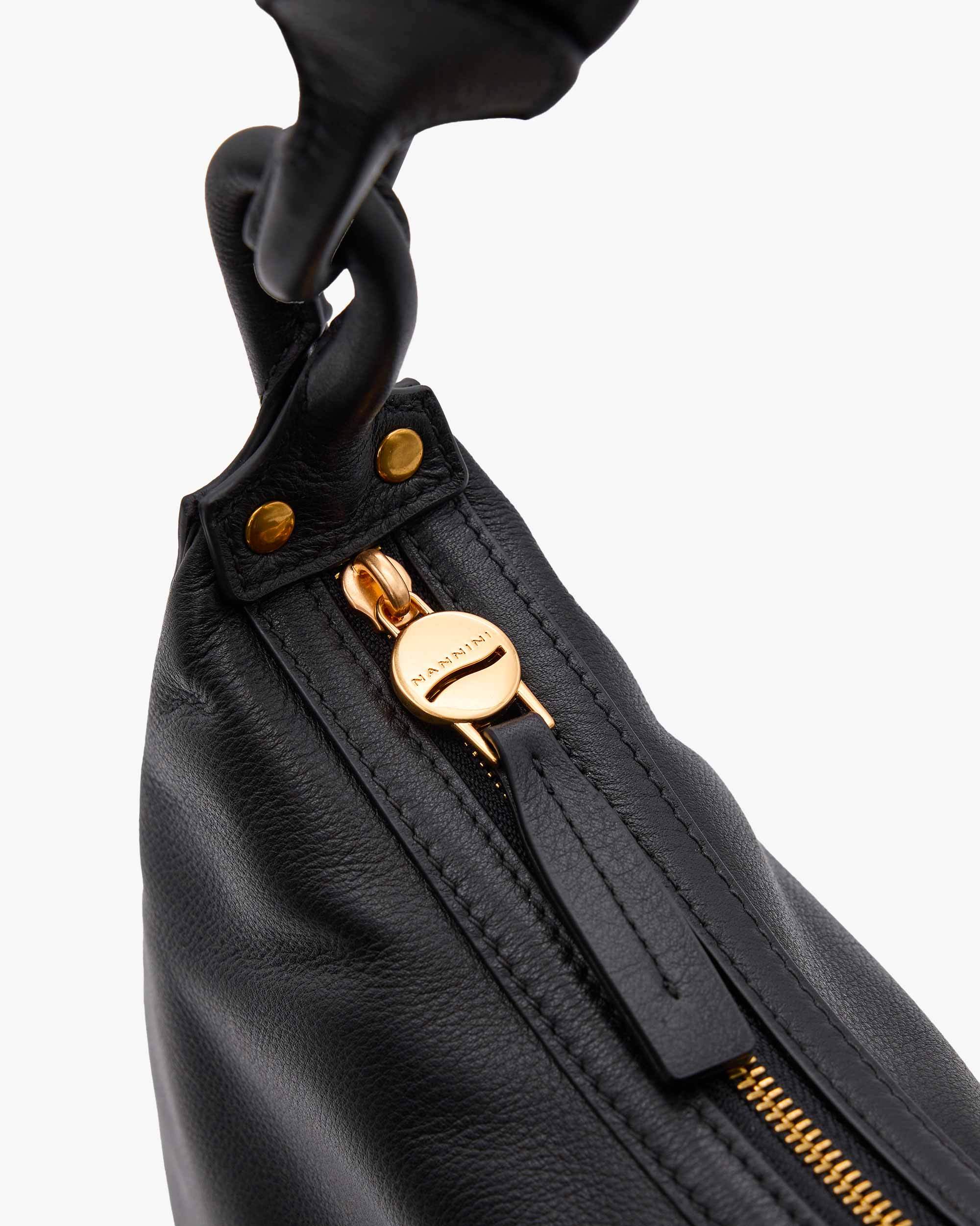 00056_24_5|0d42be816978475add075a83a0066be1