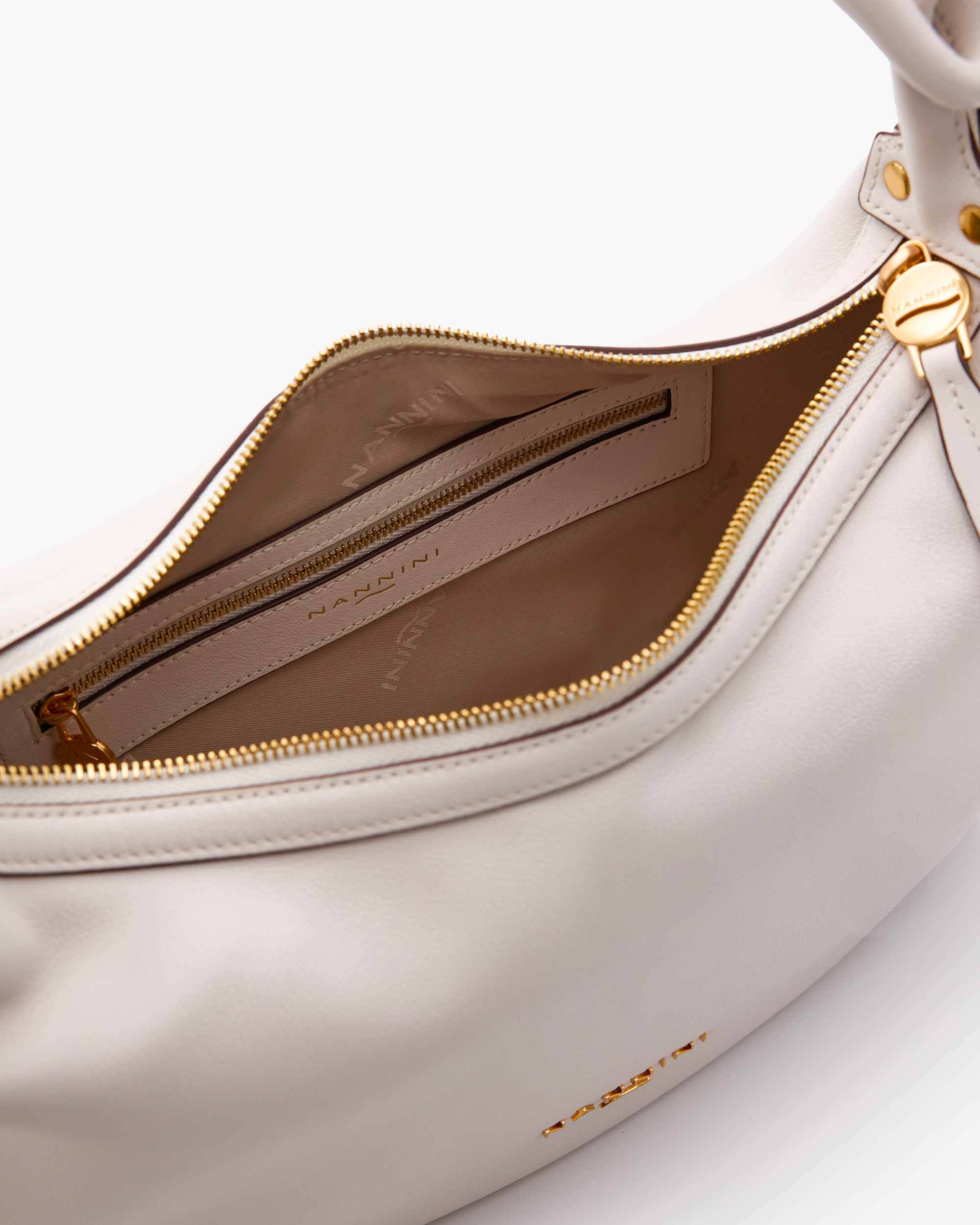 00056_273_5|679a56ae97c1a15554e3388ed4eafa0a