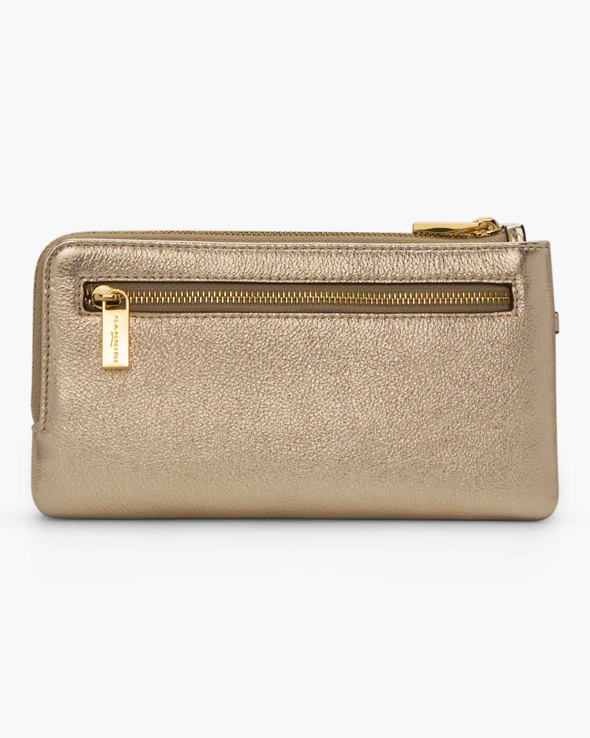 00069_27_4|d2a9e9b6e8d7ecd68fba23945826da08