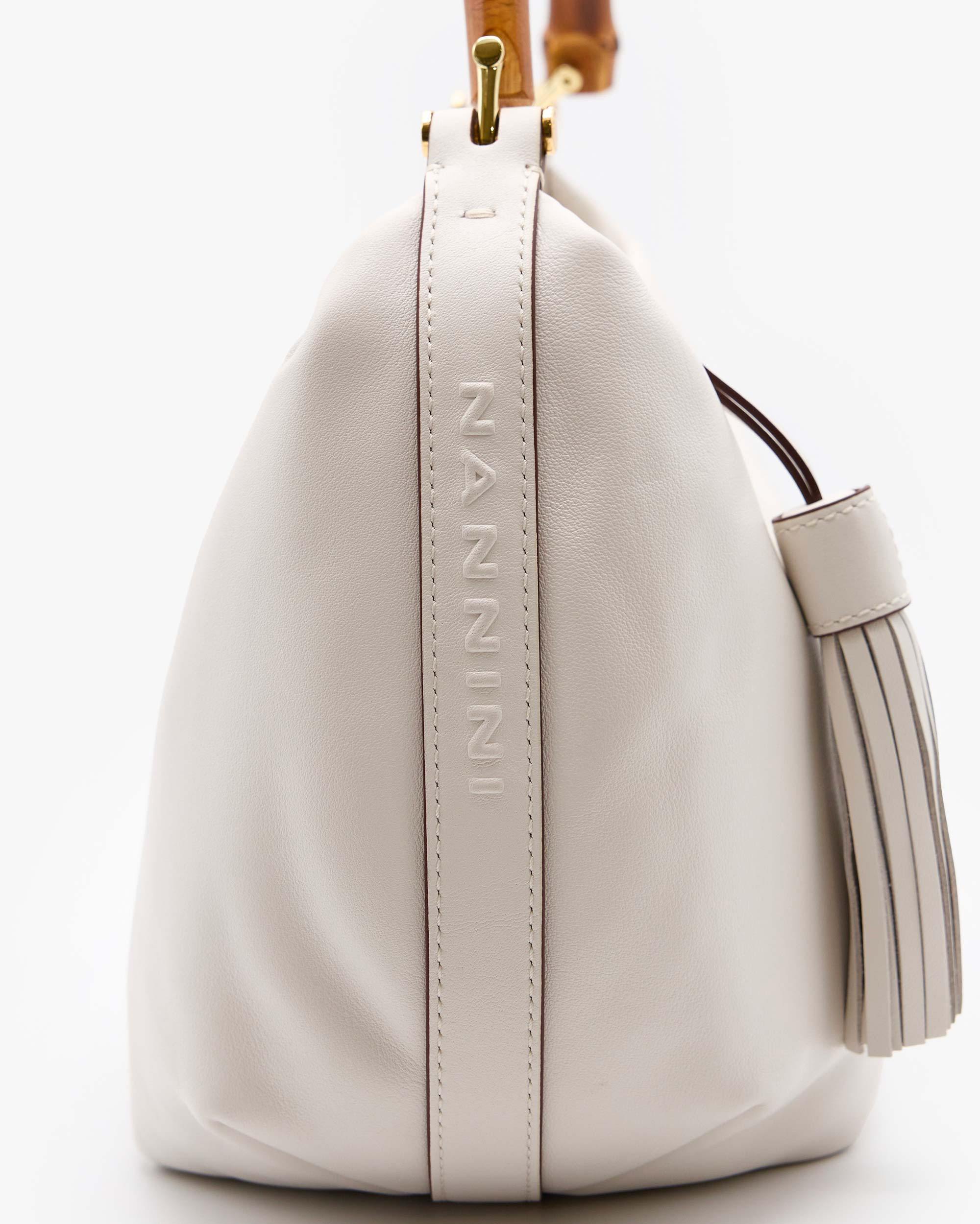 00077_272_4|f5b328c437341a4154b1f8243b2aee48