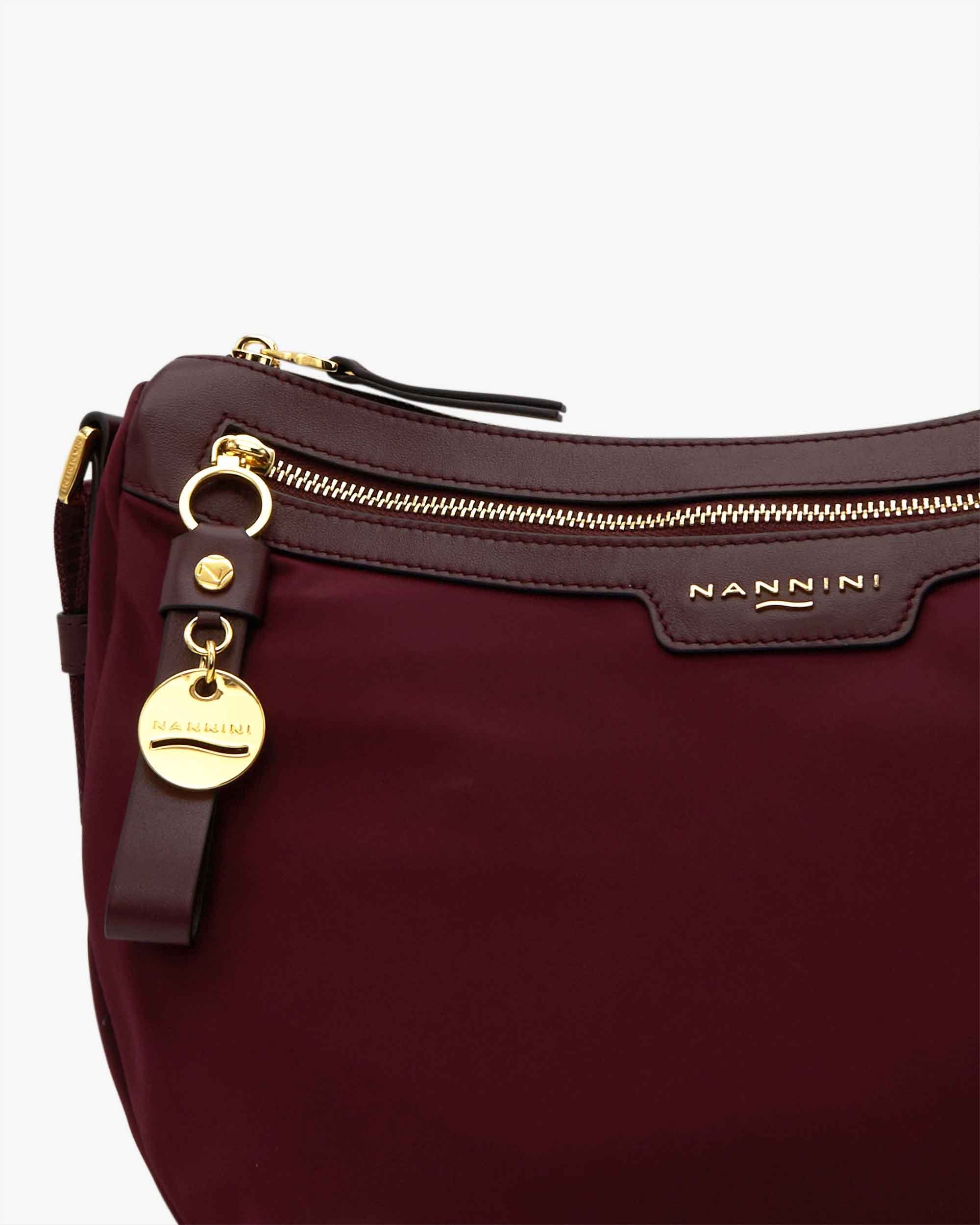 00082_264_4|03abf1a4ac23cd0ed5fff4f8c5e7c795