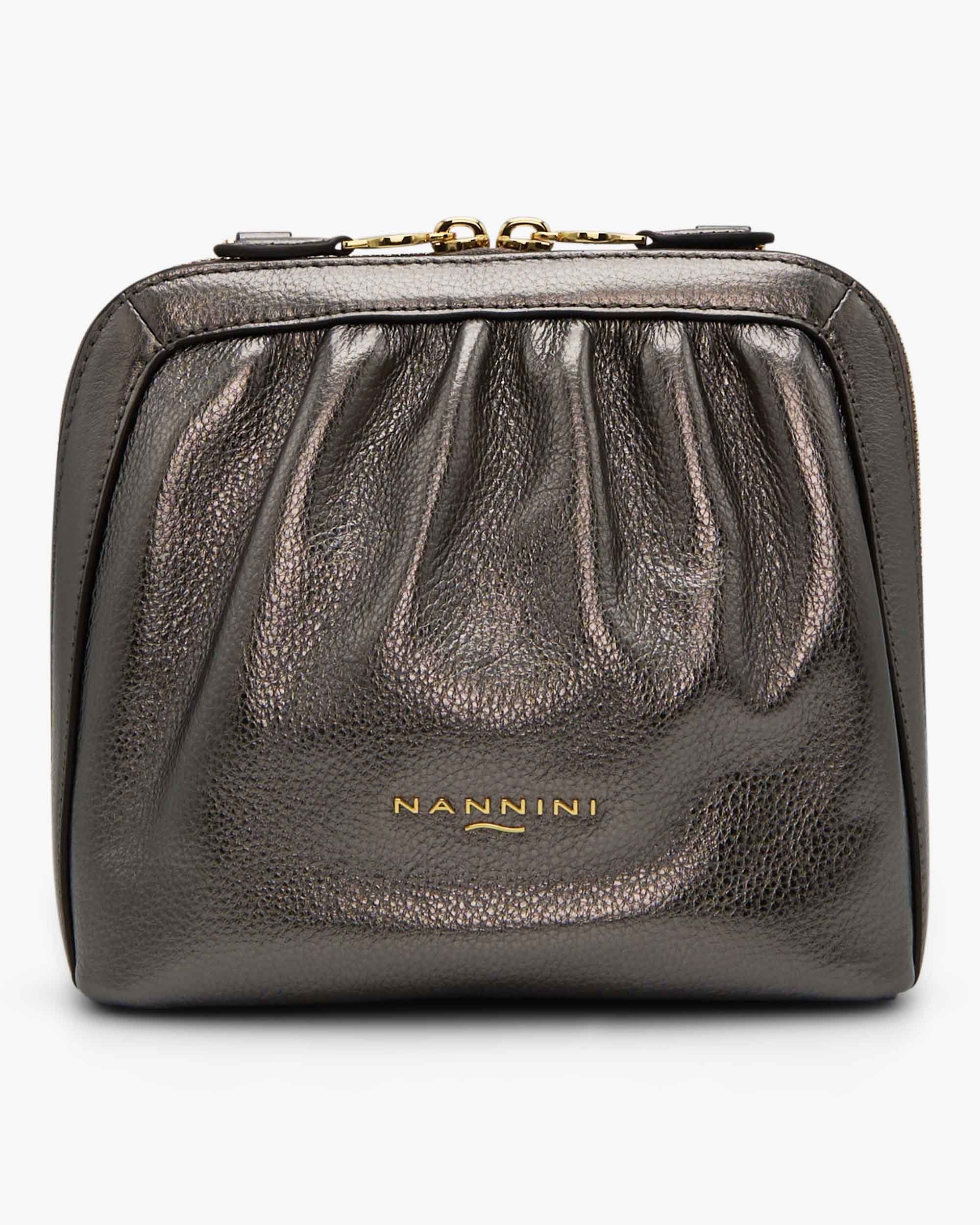 00114_130|e8c076e1c57a1426835f9cada2d0a6fd