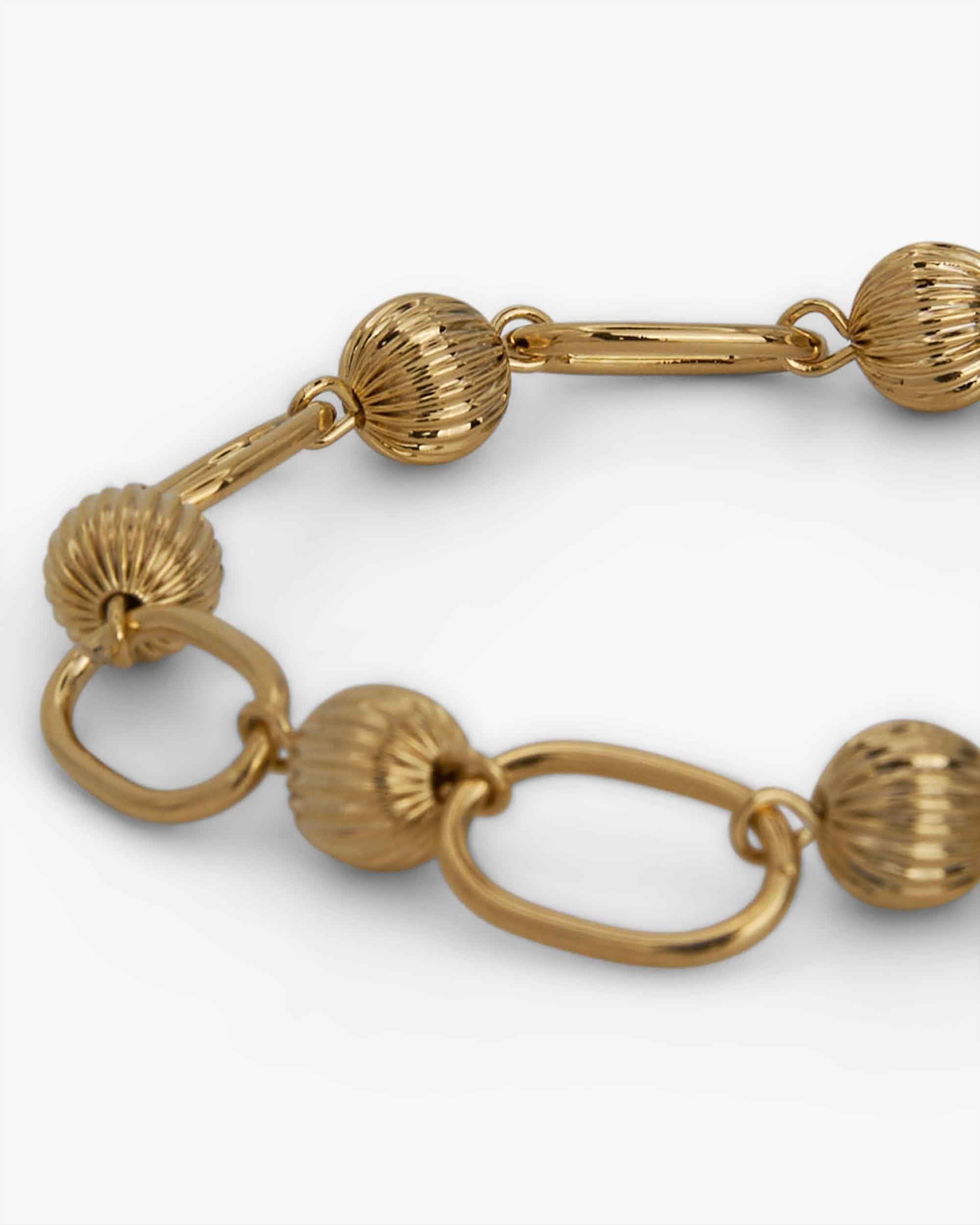 00153_27_2|98263d8a6dd4c136431d3b0ed77a3542