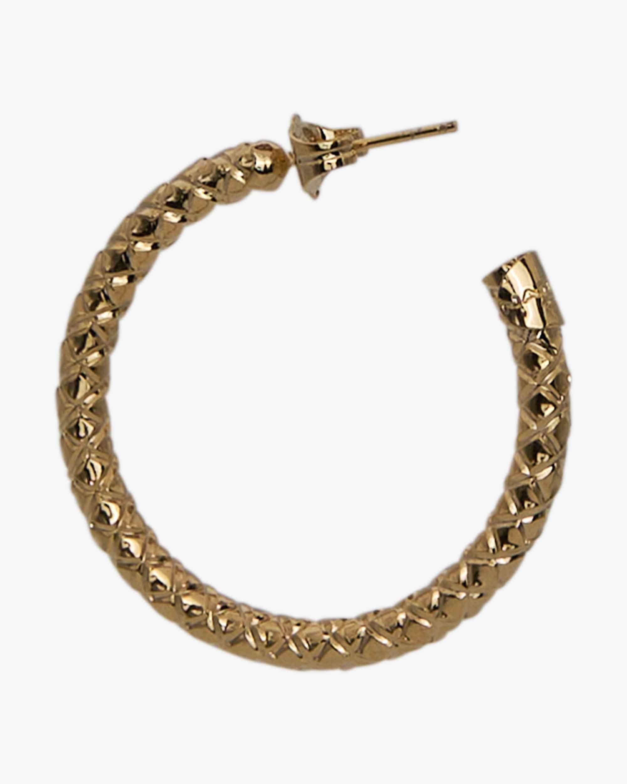 00155_27_2|7105b11edc072ed675c2273c2c6938ae