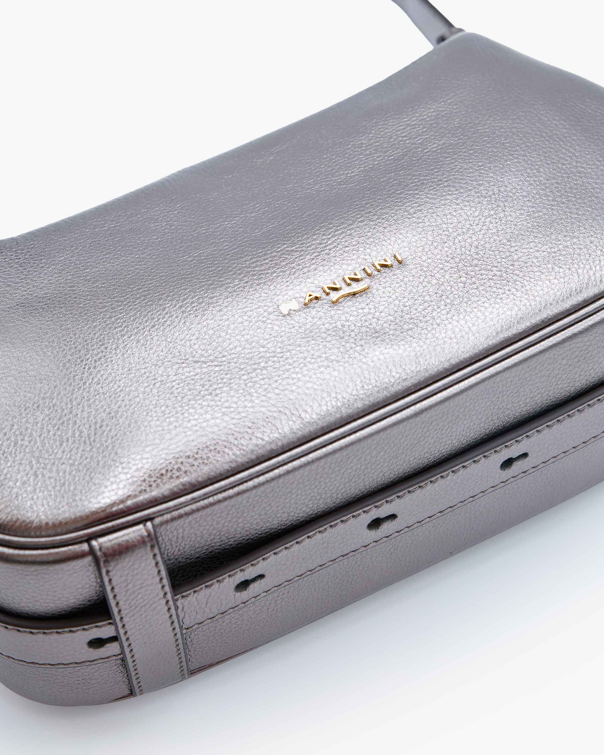 NANNINI borsa secchiello similpelle liscia marrone beige chiusura gold