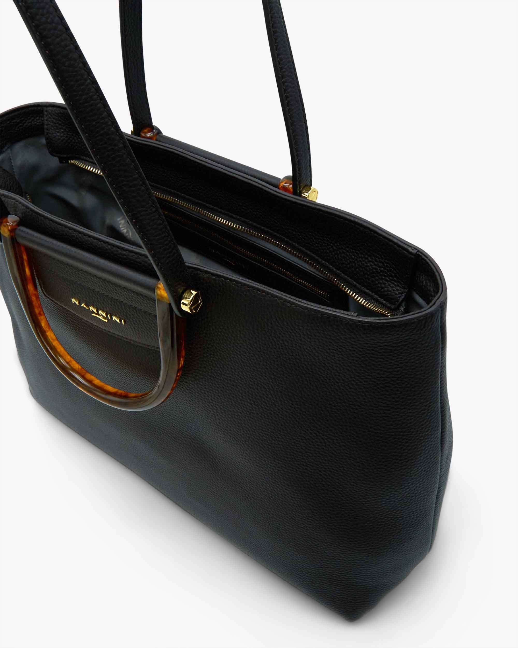 00020_24_5|44b6c528c999834fbc8dfa8d5c18f217