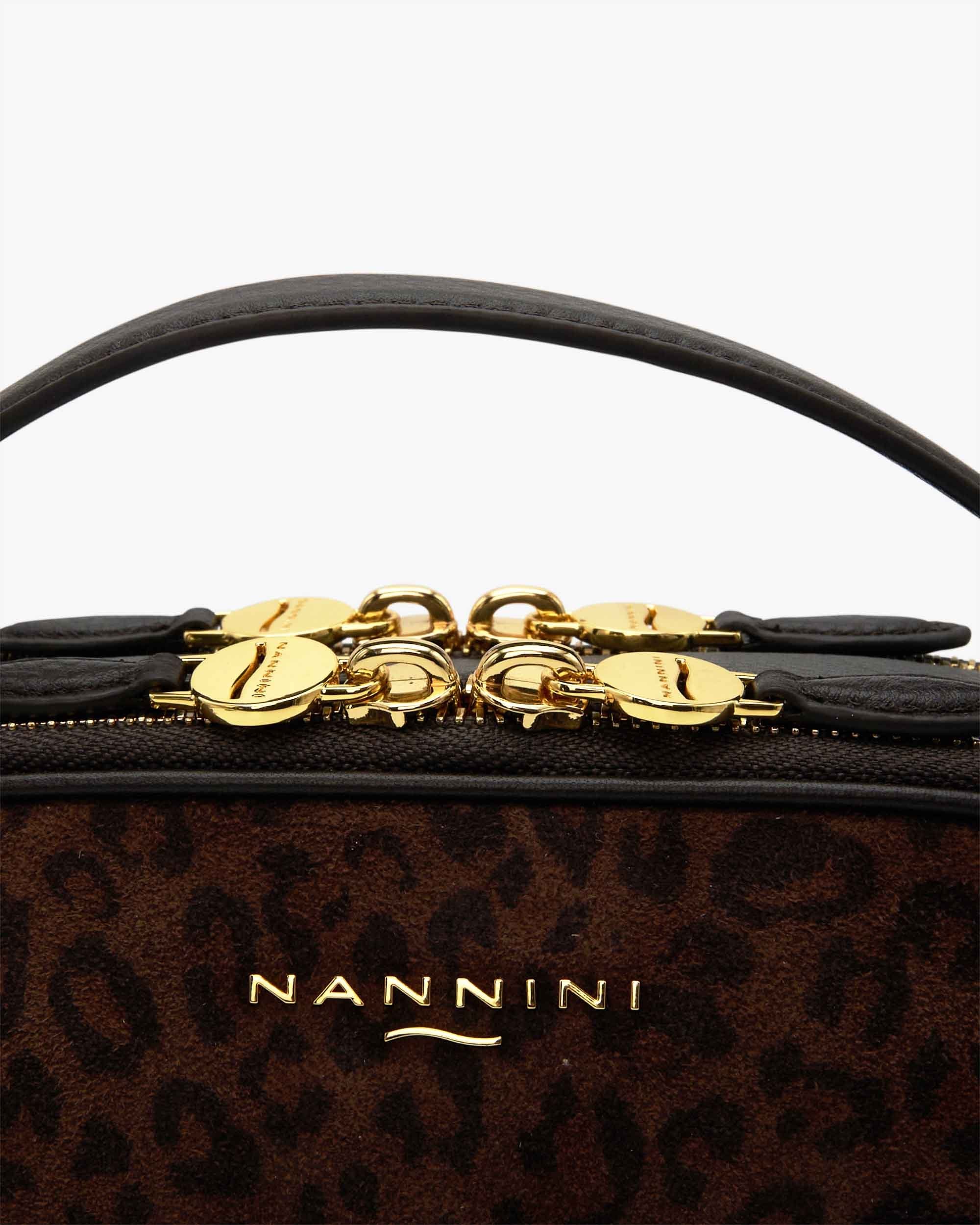 00027_263_4|cc4002f4133e6133642356a2ef075aff