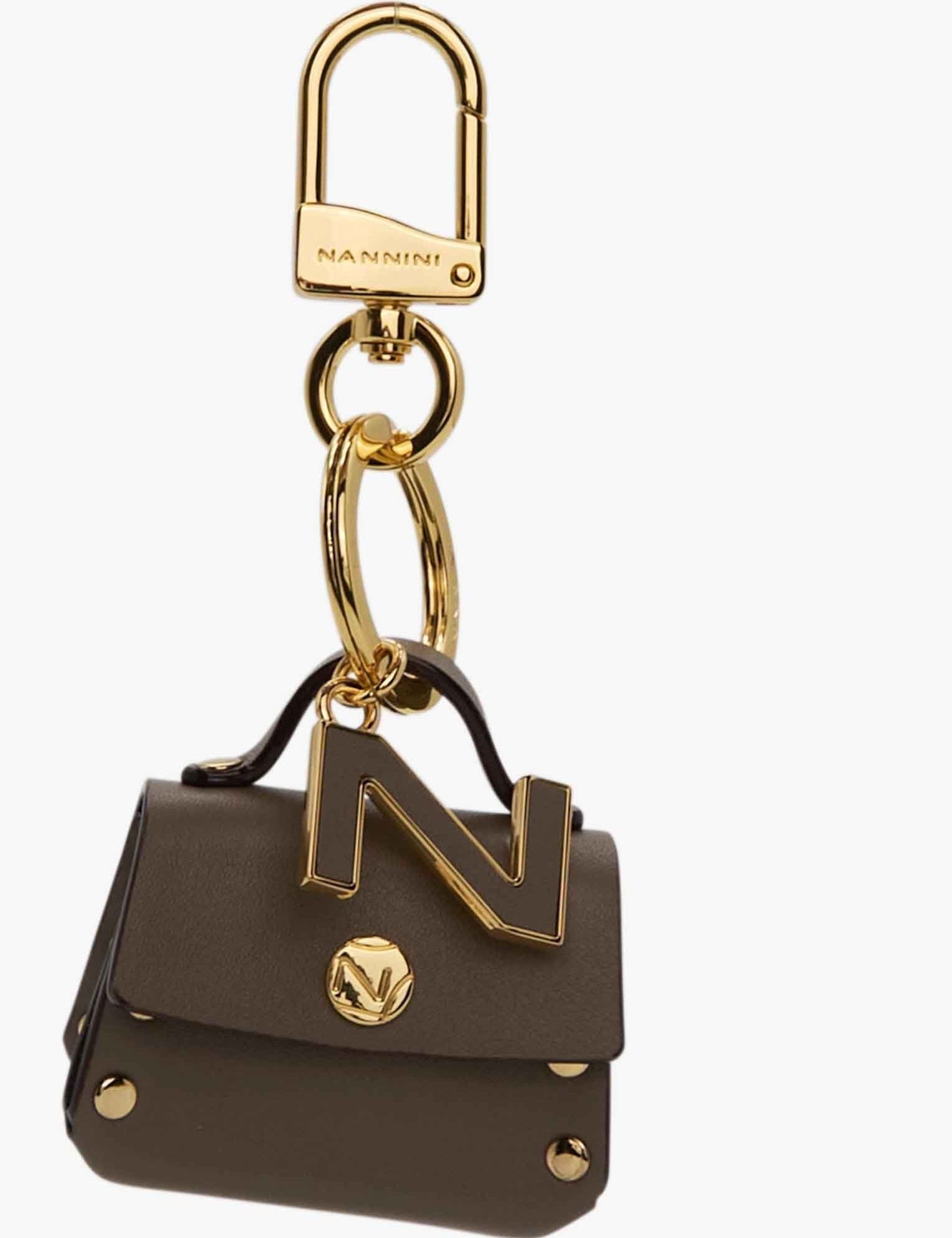 00035_132|0b7f268c301a8a557c1f2071682b7f67