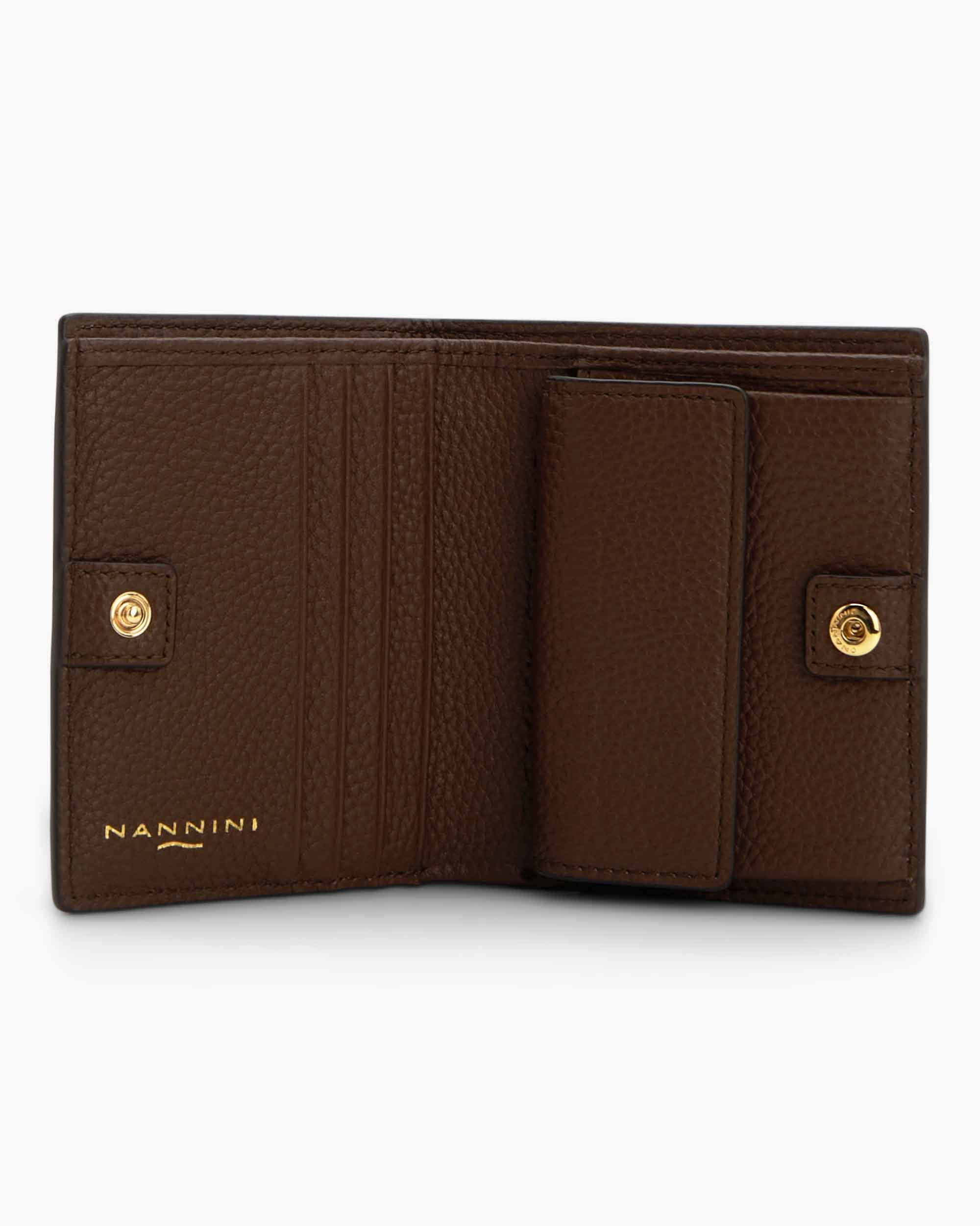 00092_99_3|e147144a460af7ad63c3a6c402a95a78