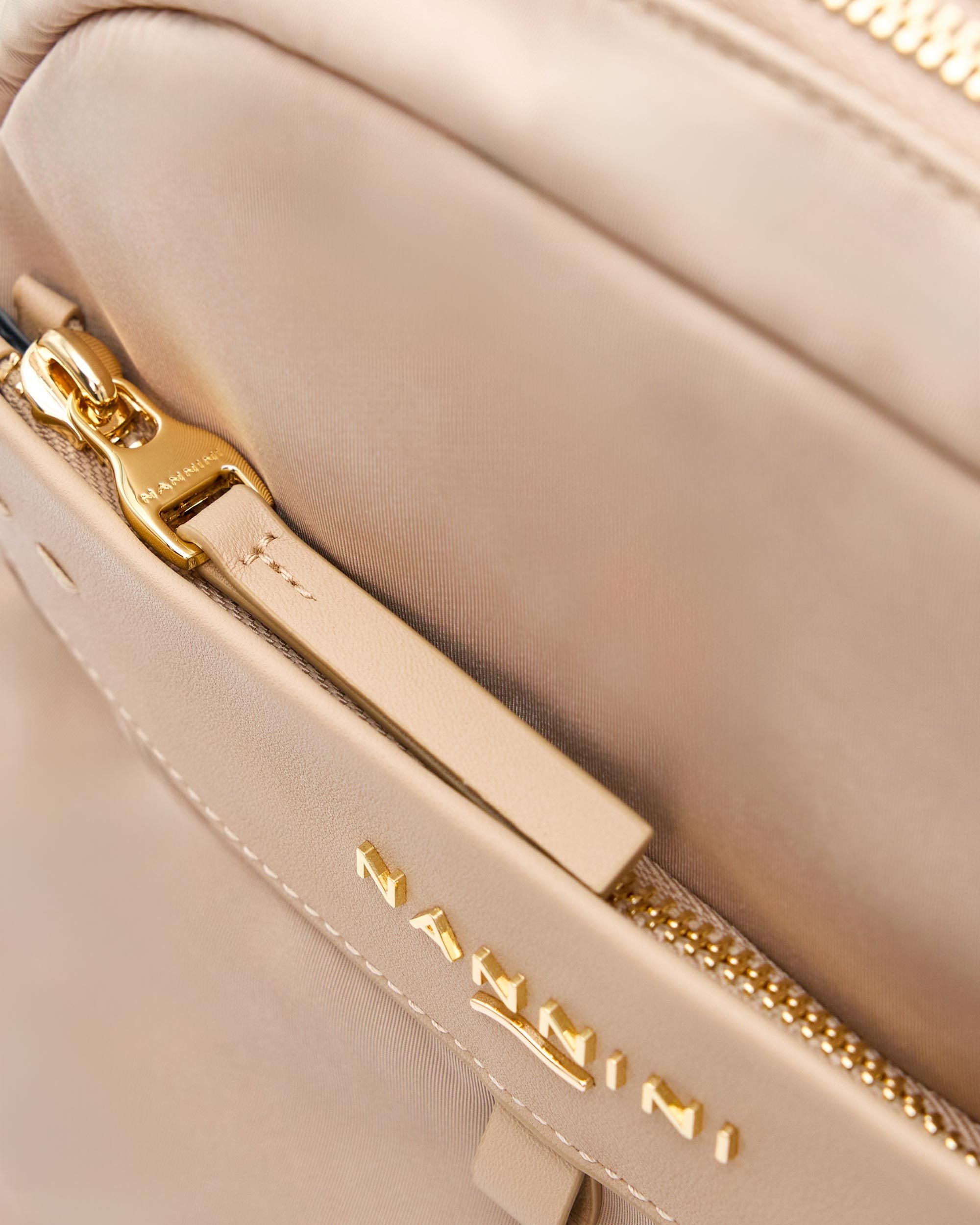 00110_6_3|4d8b8ccdc7f5fabcda13ff21427e9442