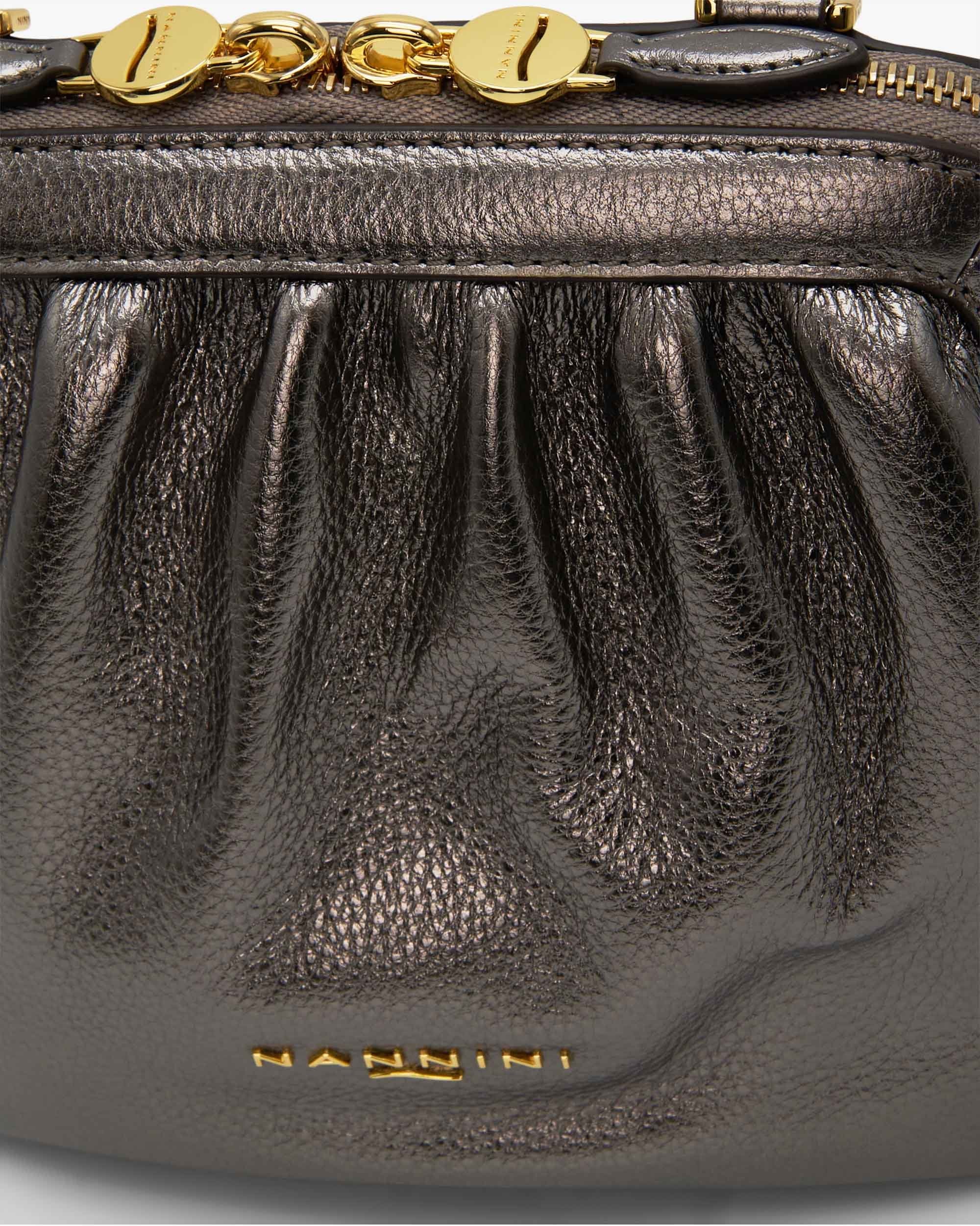 00114_130_3|3249d7d5467e1447978f60467ceba3dd