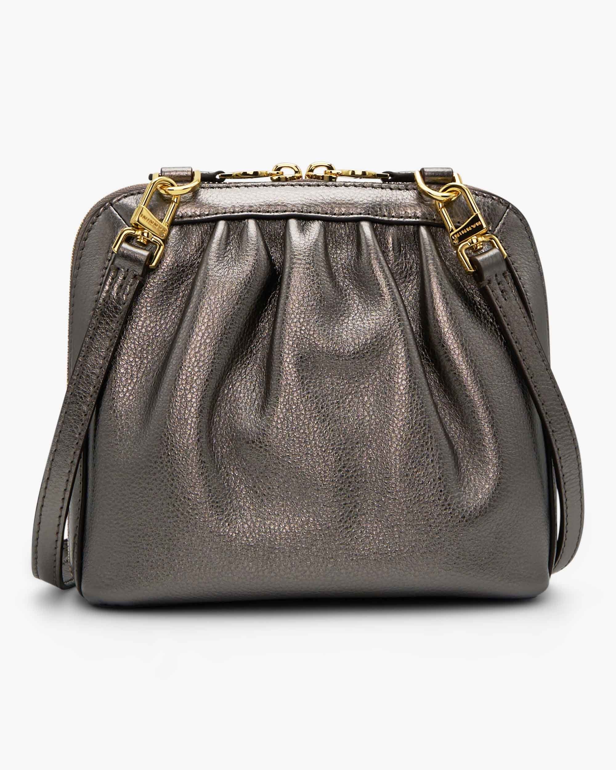 00114_130_4|e5a767daebeffea806696b7c511deff3