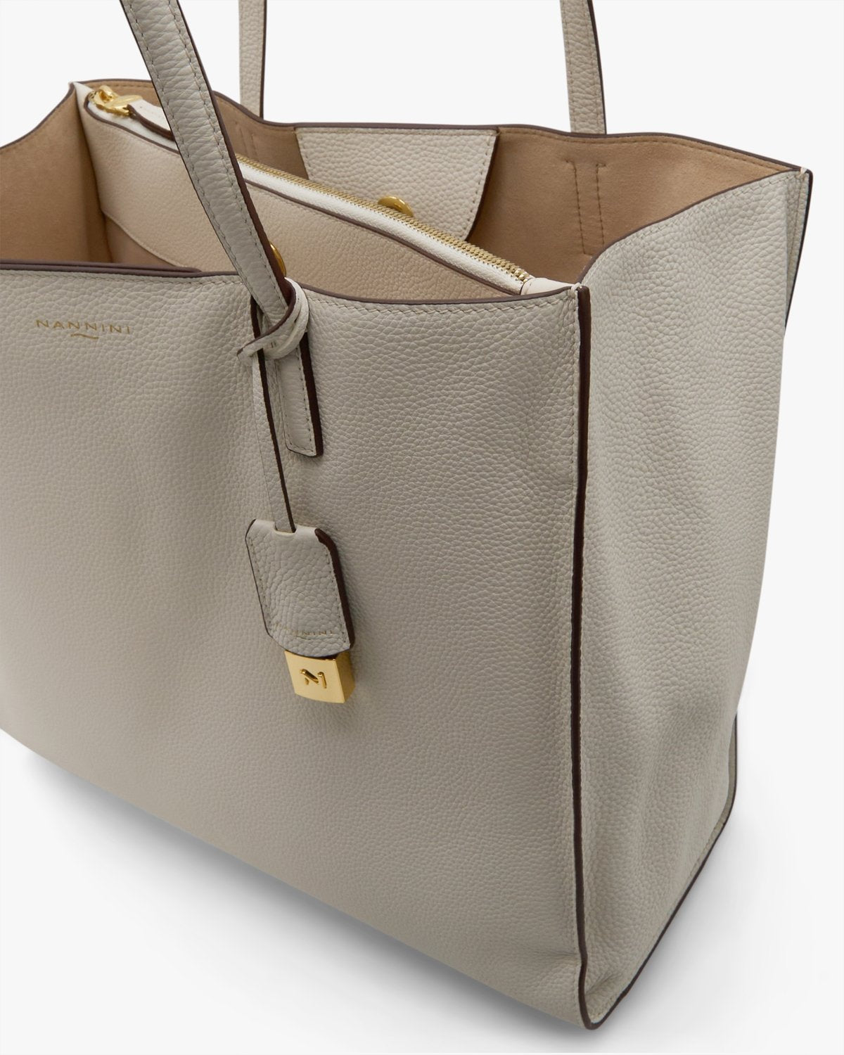 00176_113_4|38de1f138053b178e2f420393f284a0b