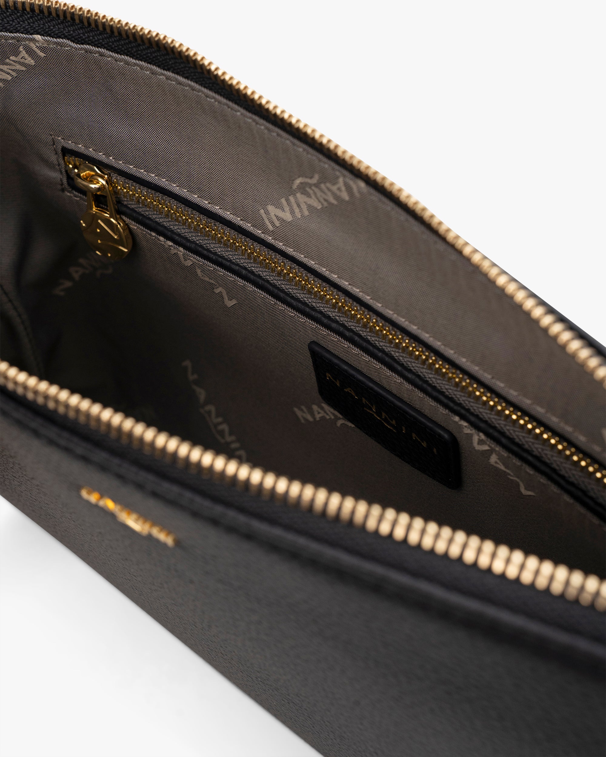 NANNINI VESNA GRANDE 18606 (photo anomaly: black)