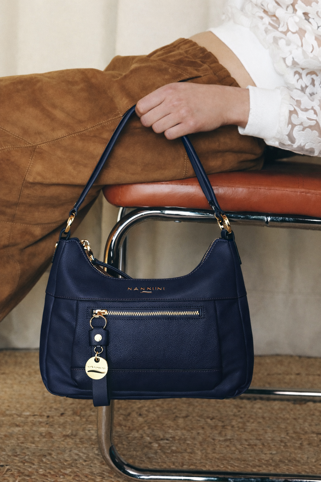 NANNINI Borsa a mano pelle trapuntata blu chiaro donna